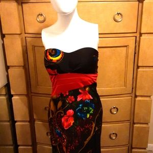 Multicolored strapless maxi dress